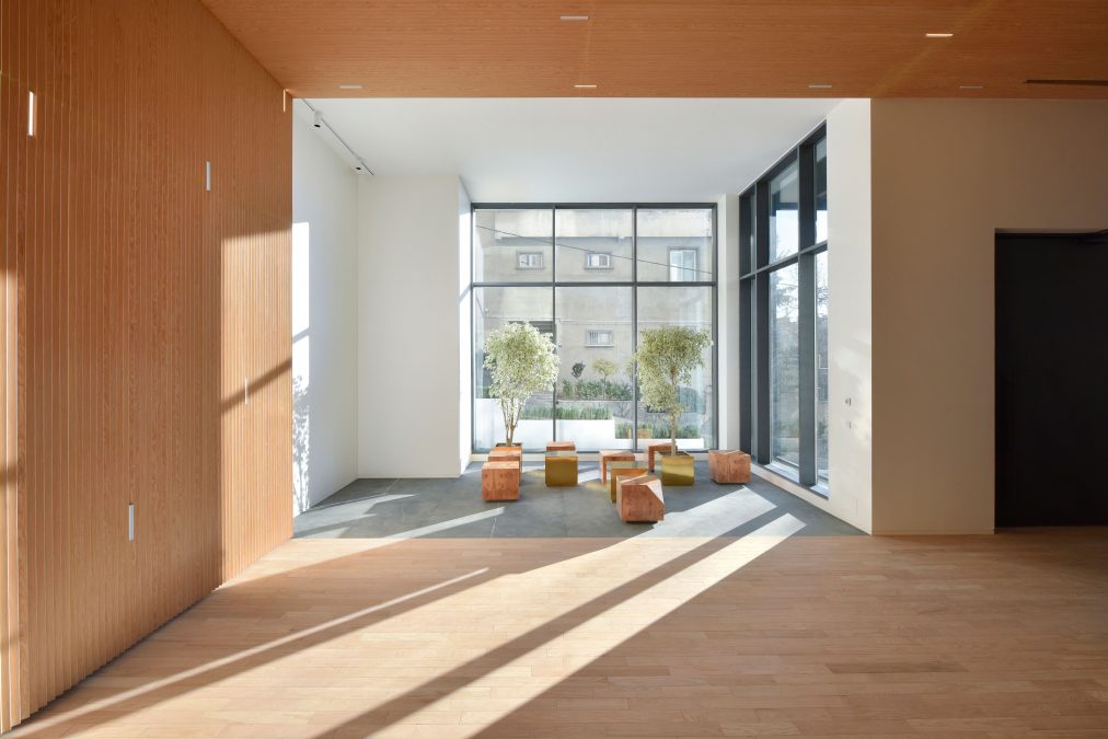 sepinood-lobby-cedrus architecture